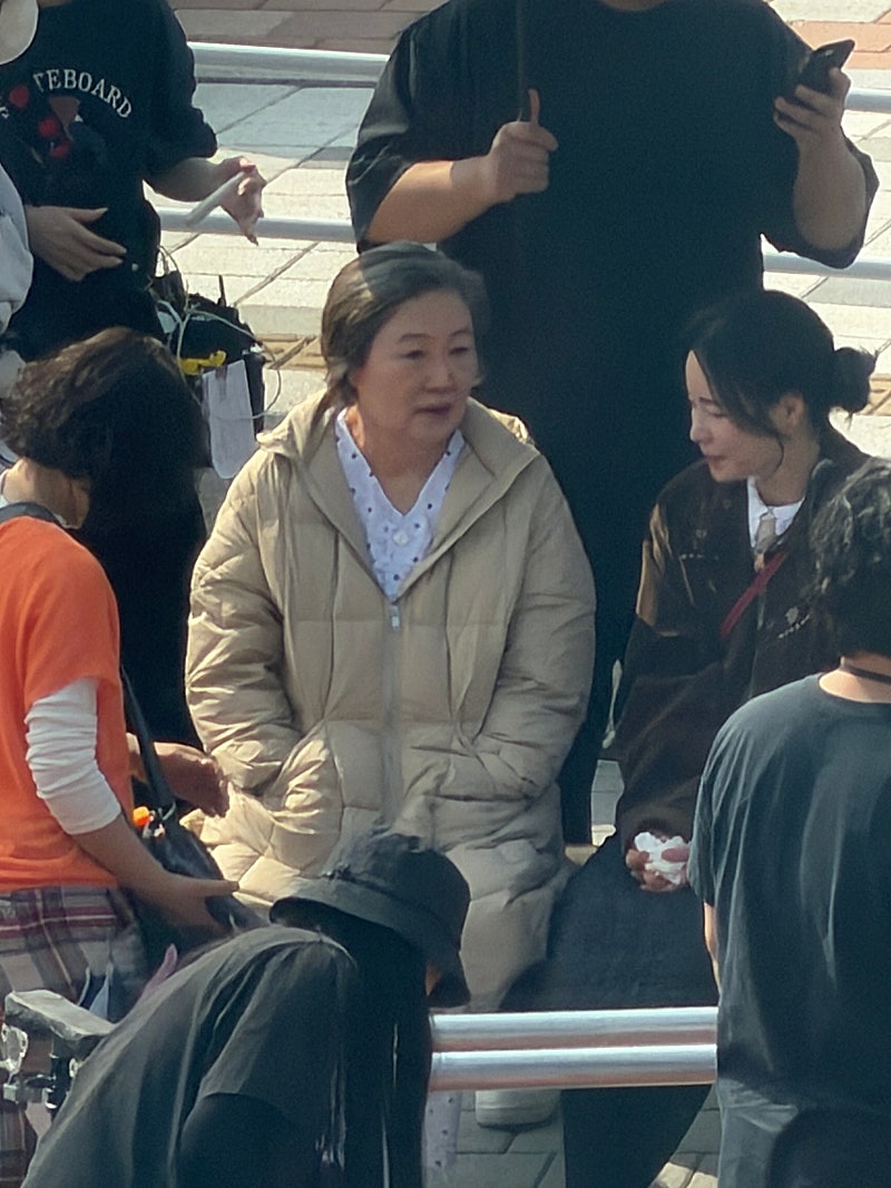 [잡담] 멋진신세계) 임지연 김해숙 촬영 목격짤 | 인스티즈