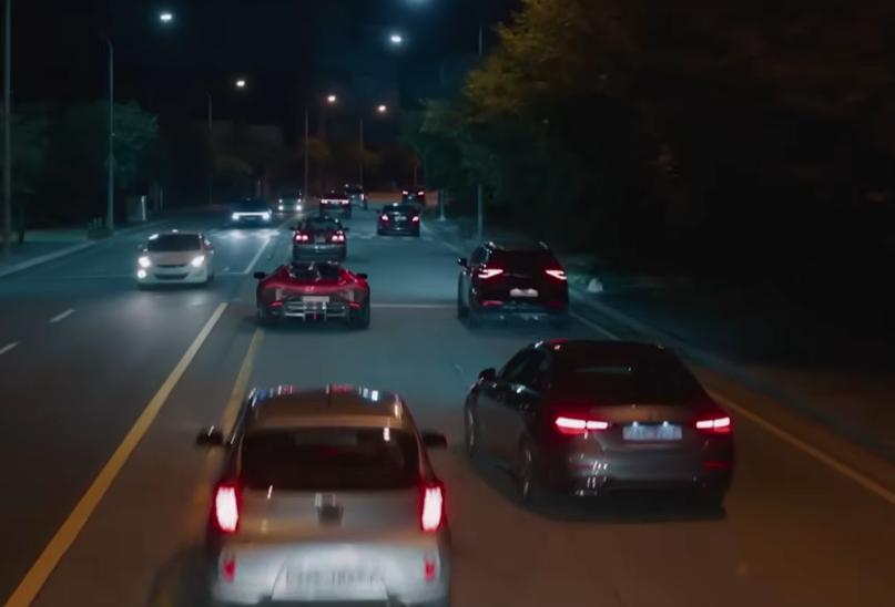 [잡담] 대군부인) 여기 희주 차 뒤로 따라붙는거 이안대군이야? | 인스티즈