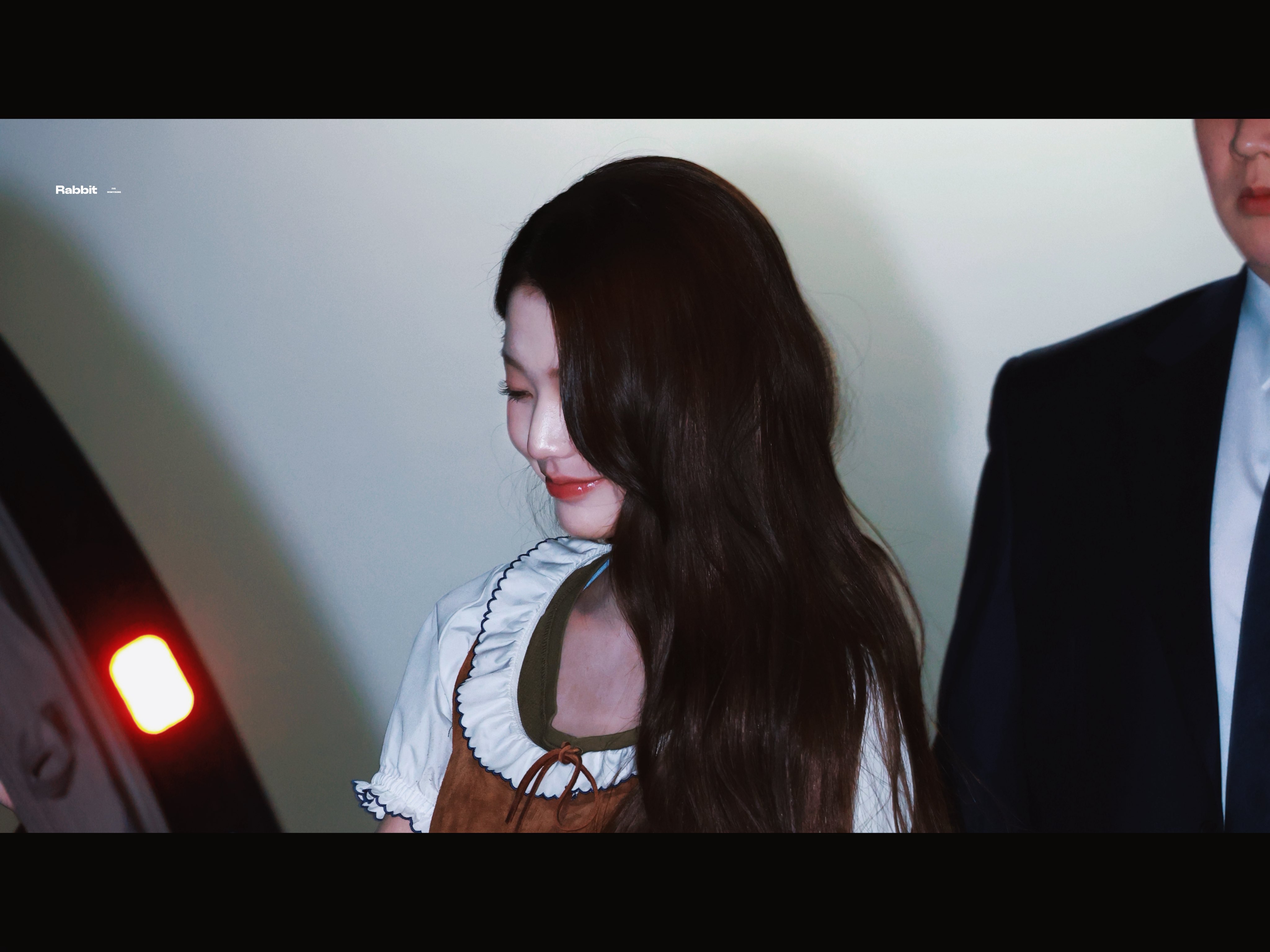 [잡담] 오늘 미우미우 뷰티 포토콜 행사 참석한 장원영 | 인스티즈