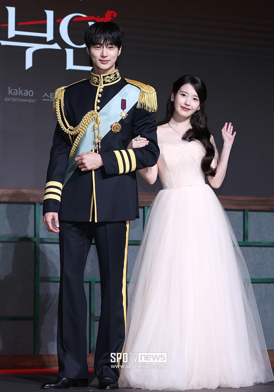 [잡담] 변우석 아이유 투샷 이쁜데 | 인스티즈
