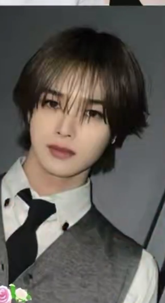 [잡담] 혹시 이 두 분이 누구신지 좀 알 수 있을까...... | 인스티즈