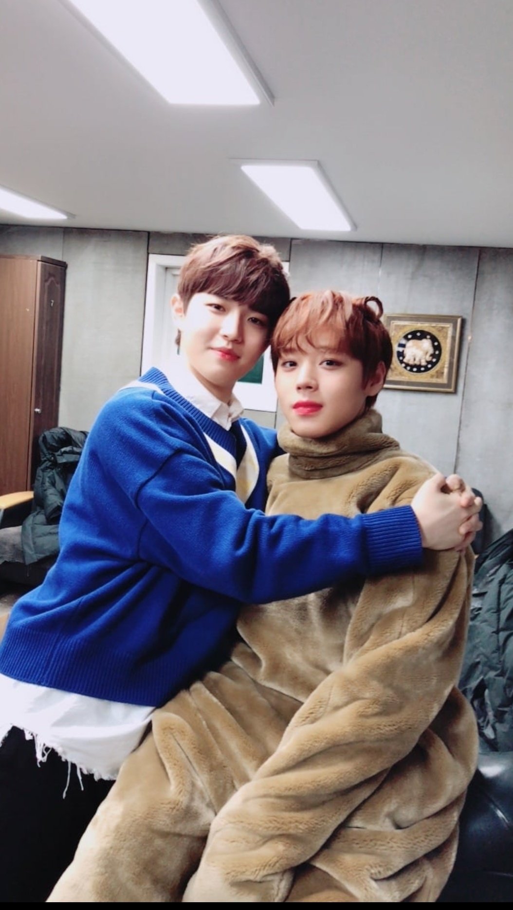 [잡담] 박지훈 이 사진들을 자기들끼리 간직하고 있었다고? | 인스티즈