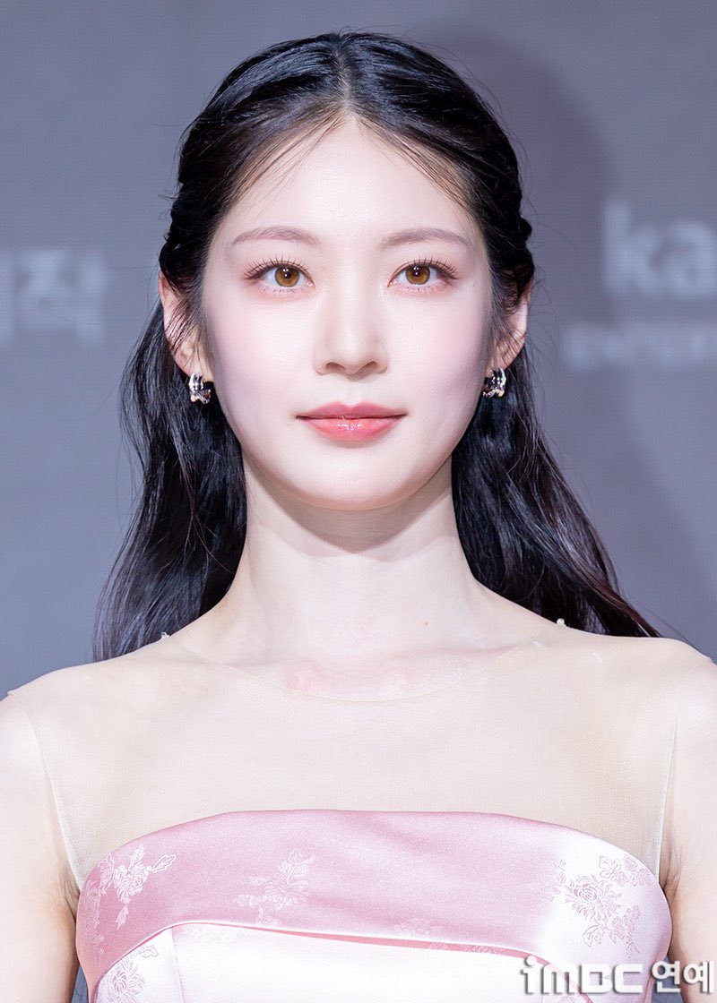 [잡담] 공승연 개이쁘다 | 인스티즈