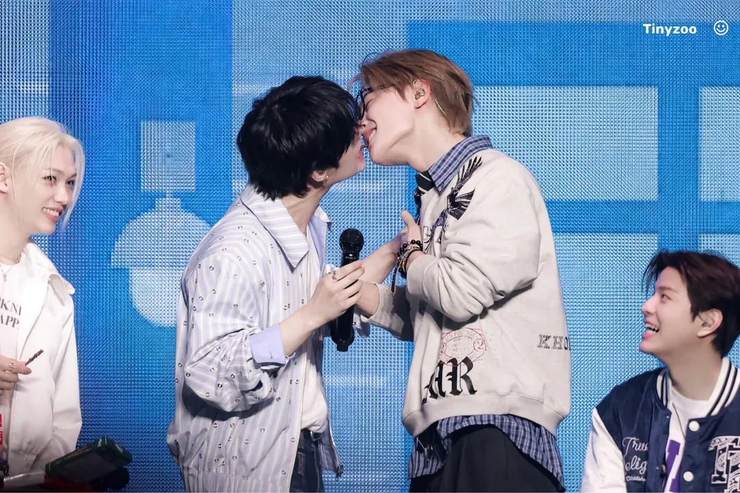 [잡담] 스키즈 빼빼로게임 필릭스 리액션 모음 | 인스티즈
