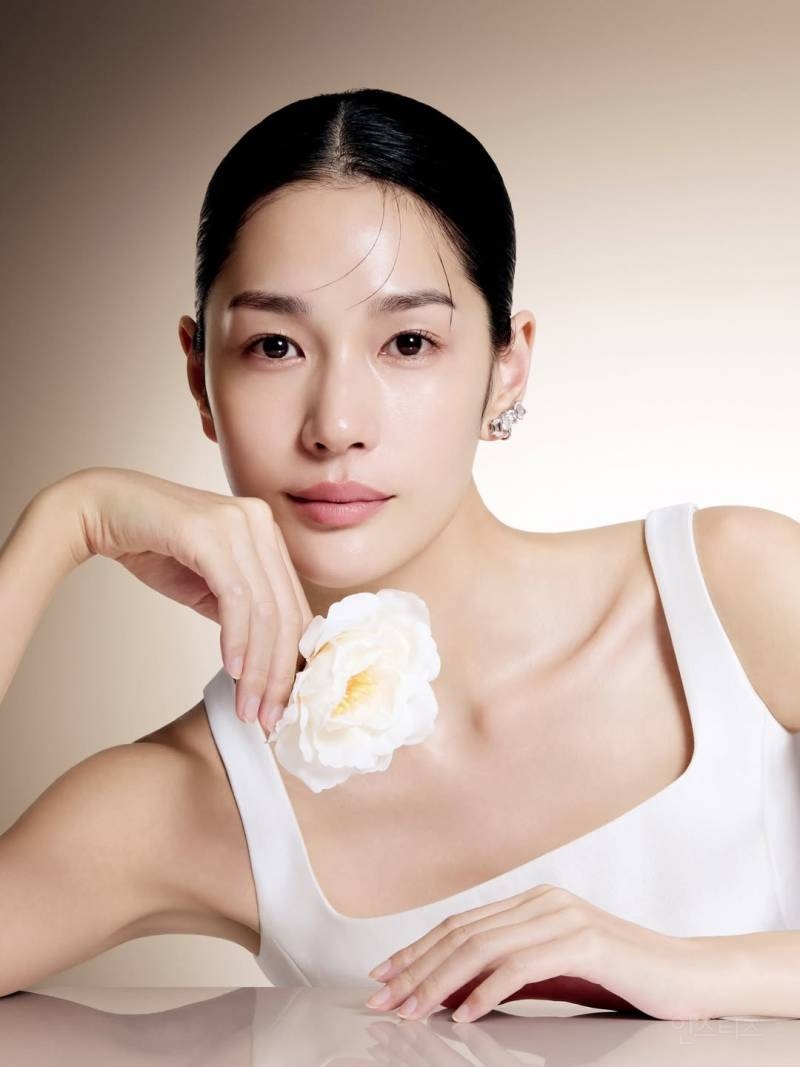 탑 신곡 뮤비 보다가 반한 여자 배우님….gif | 인스티즈