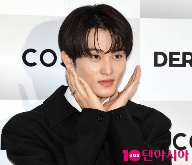 아르바이트도 이렇게는 안 그만두는데…마크, 팬 배려 없는 NCT 탈퇴 | 인스티즈