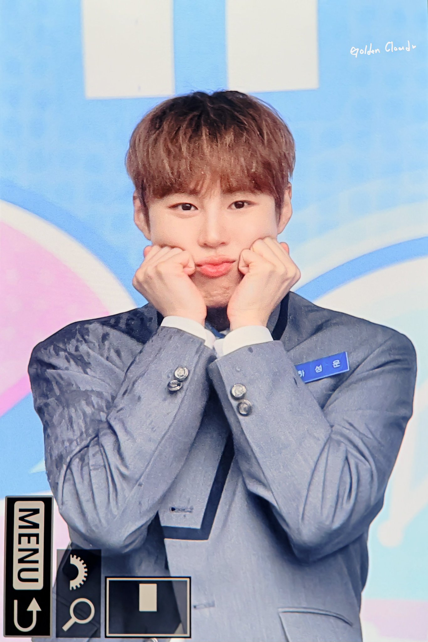 [잡담] 하성운 한 7년 정도 냉동실에 넣었다 뺀 거 아냐? | 인스티즈