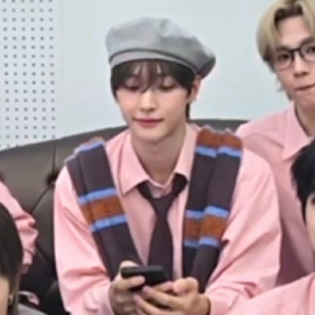 [잡담] 아 원빈이 저화질 너무 귀엽ㅋㅋㅋㅋㅋ | 인스티즈