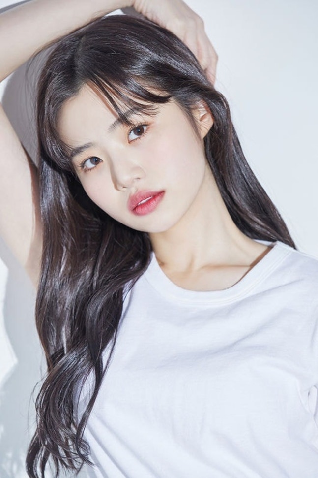 [정보/소식] [단독] '미쓰홍' 뽀글이 최지수, '나인 투 식스' 캐스팅…박민영과 호흡 | 인스티즈