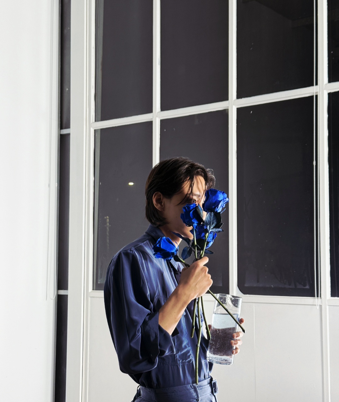 [잡담] 원빈 손목 두꺼운거 아냐 | 인스티즈