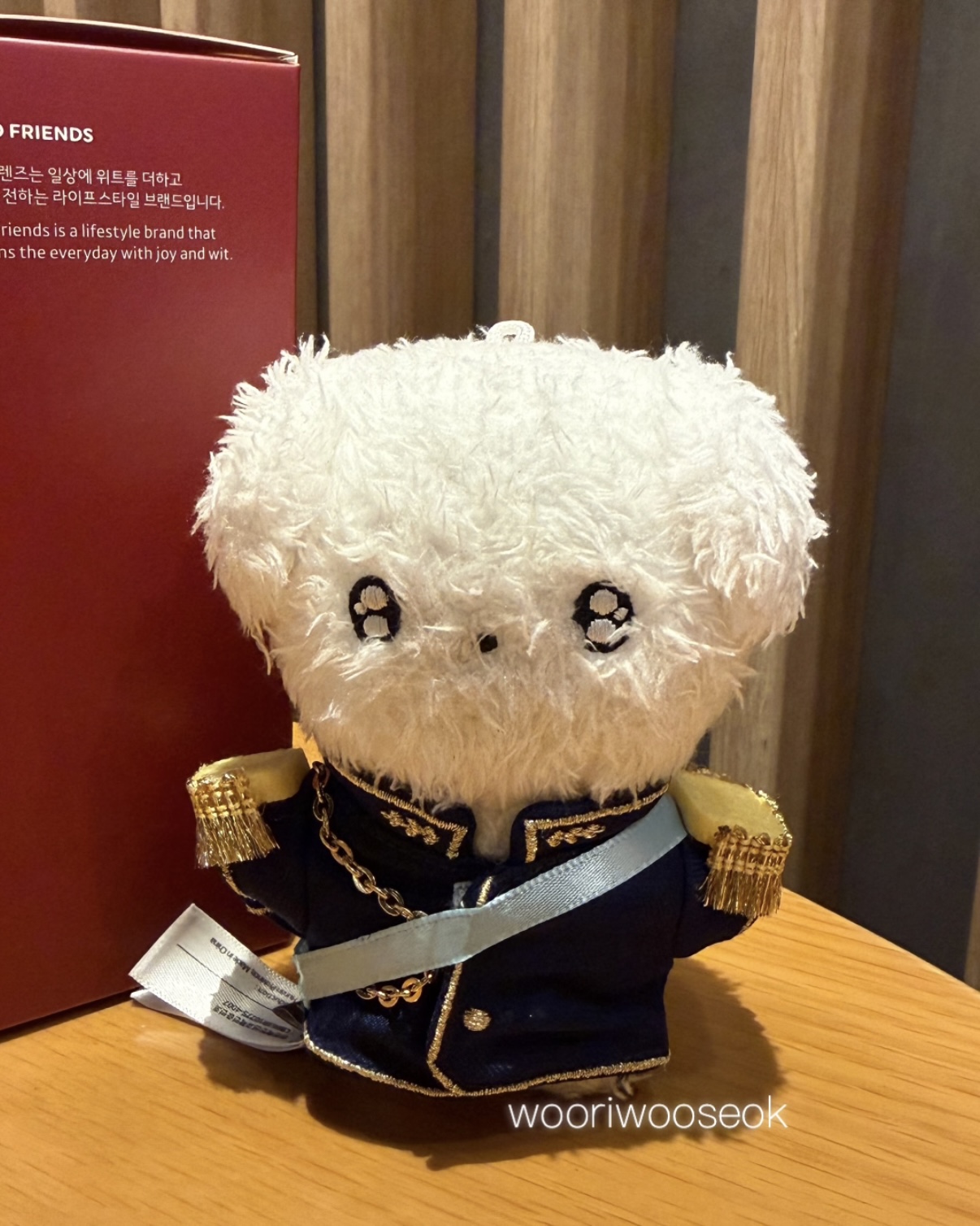 [잡담] 변우석) 얘드라 필모에 제복이 있는거 정말 좋은거다 | 인스티즈