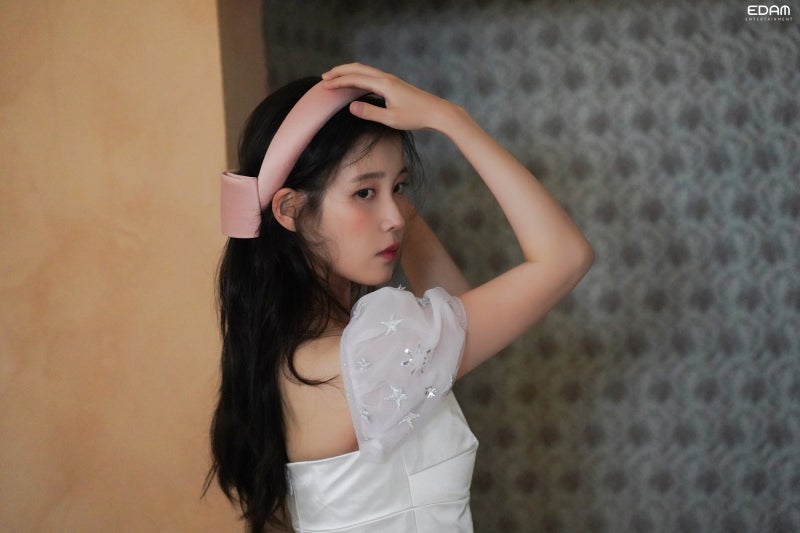 [잡담] 아이유) 아이유 얼굴 진짜 미쳣네 | 인스티즈