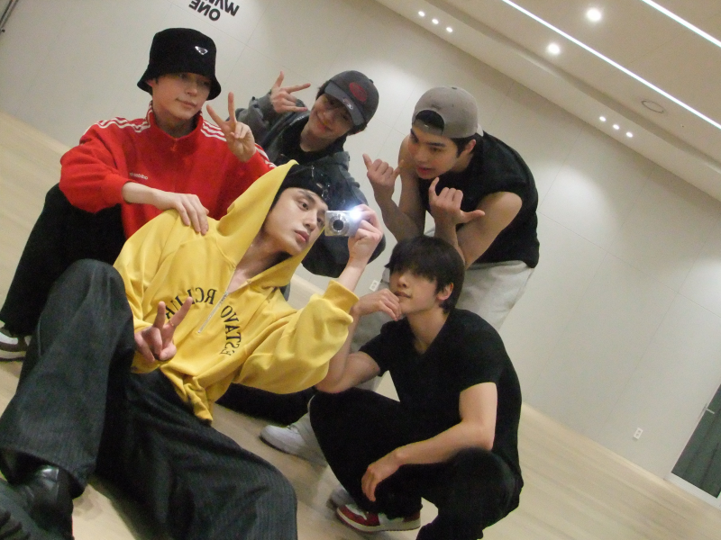 의외로 극 외향형 대문자 E인 그룹 | 인스티즈