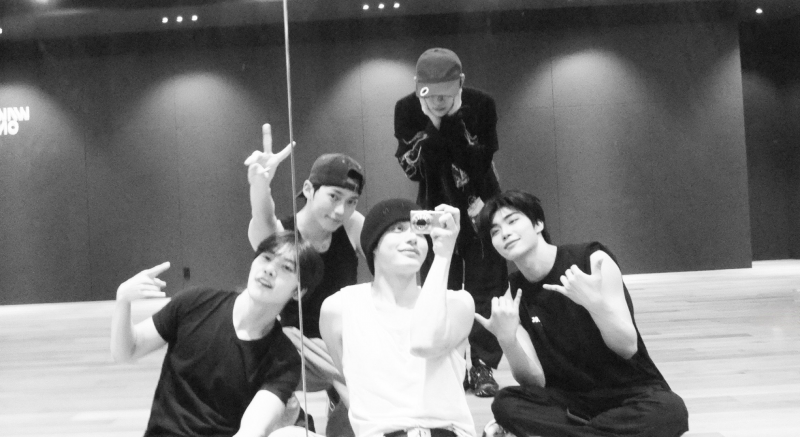 의외로 극 외향형 대문자 E인 그룹 | 인스티즈