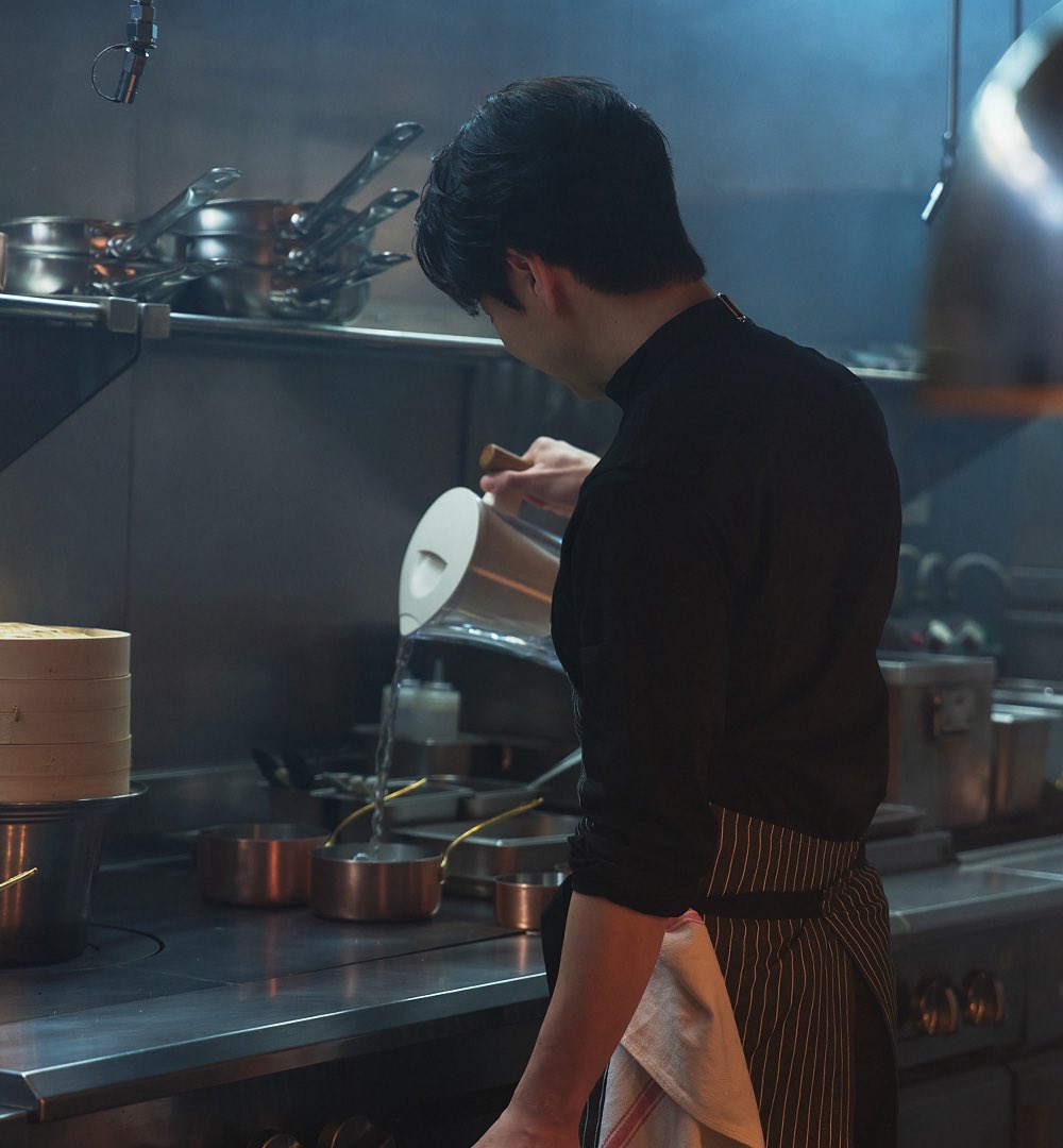 [잡담] 손종원 광고 티저 게스후 뜨는거 웃기네ㅋㅋㅋㅋ | 인스티즈