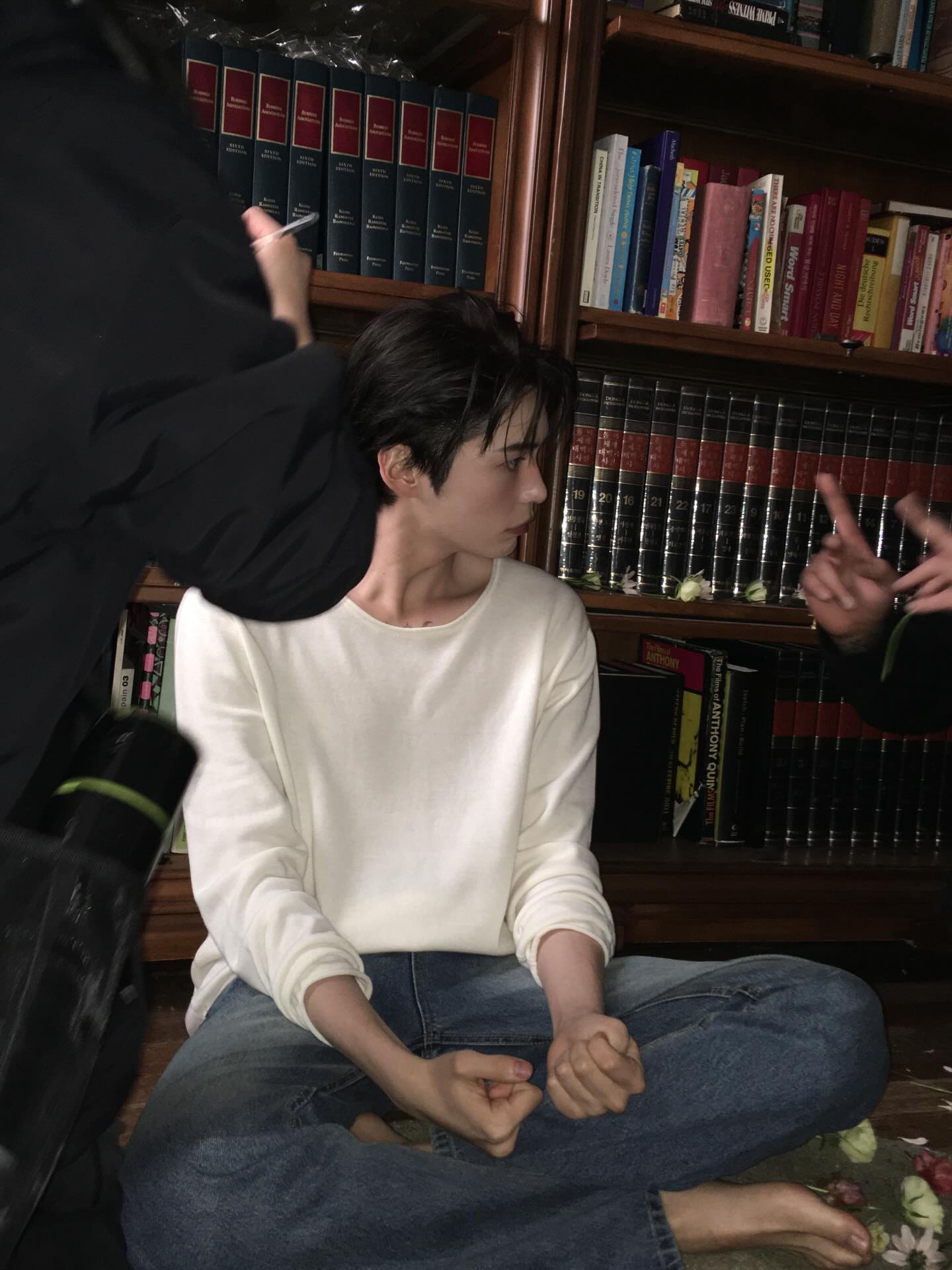 [잡담] 성한빈 인스타 사진 올려준거 느낌 너무 좋음 | 인스티즈