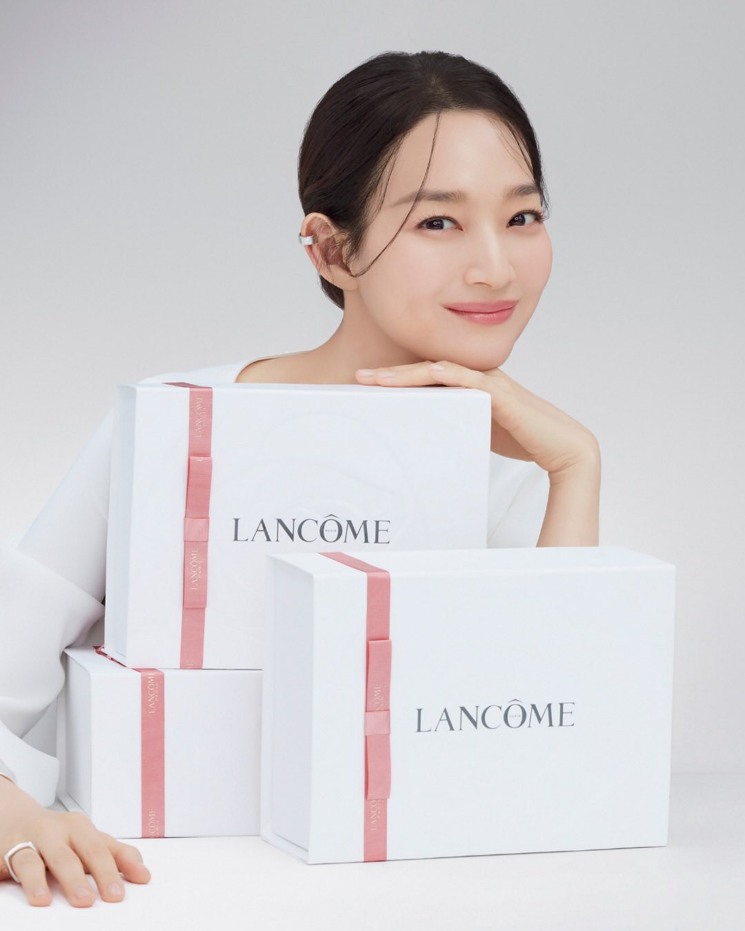 [잡담] 신민아) 260406 신민아 인스타 🎀 | 인스티즈