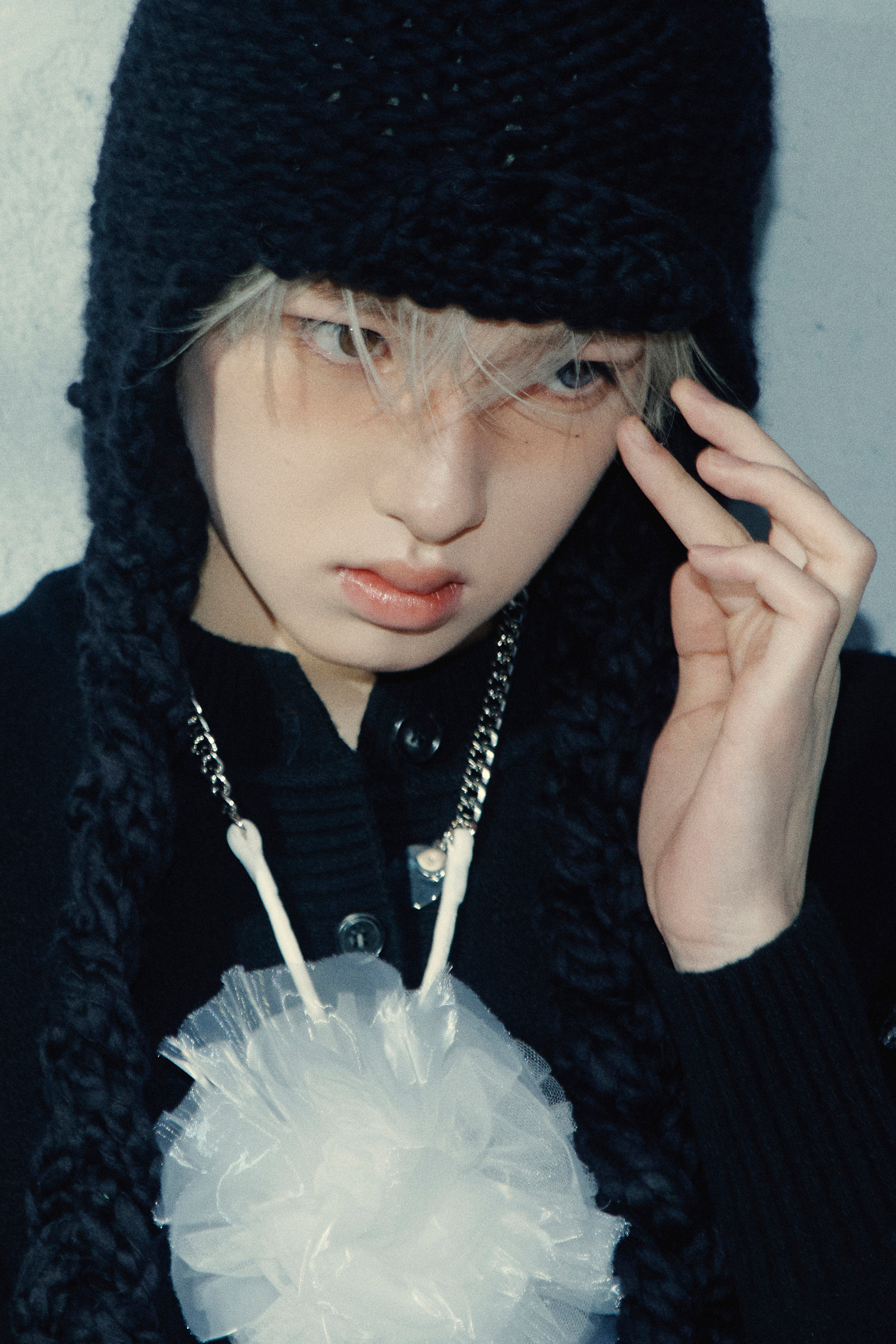 [잡담] 사쿠야 이 예민해보이는 안테로스를 보세요 | 인스티즈