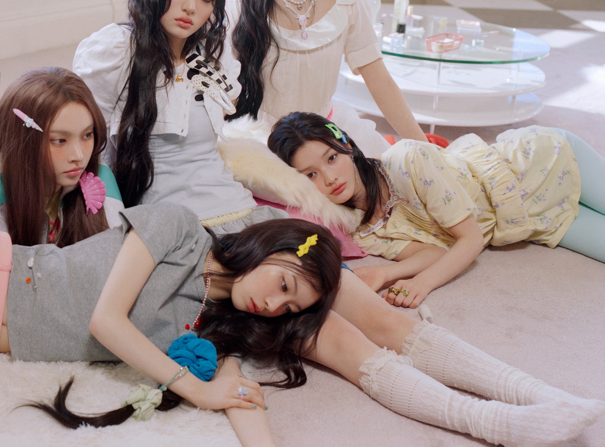 [미디어] ILLIT 아일릿 'MAMIHLAPINATAPAI' Concept Photo GRWM 💅 | 인스티즈
