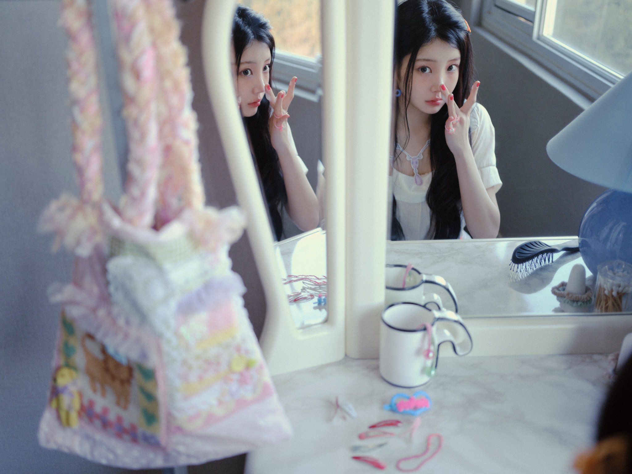 [미디어] ILLIT 아일릿 'MAMIHLAPINATAPAI' Concept Photo GRWM 💅 | 인스티즈