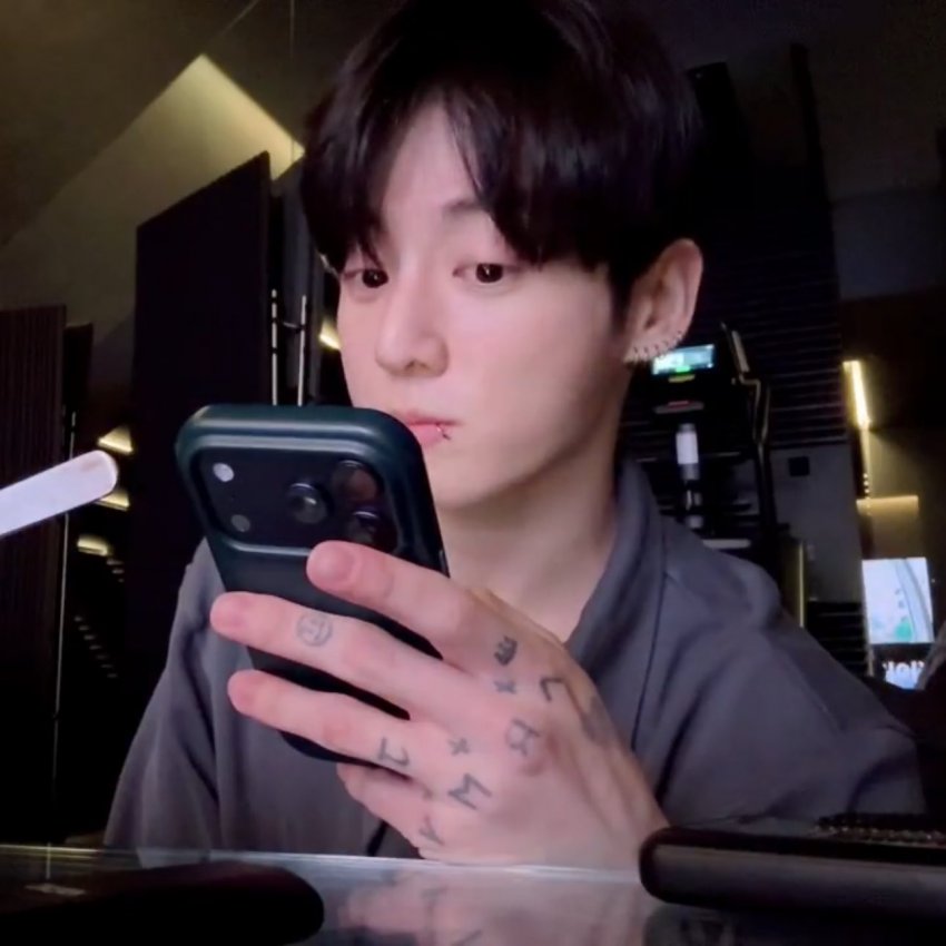 [잡담] 정국이 라방때 귀여웠구나 | 인스티즈