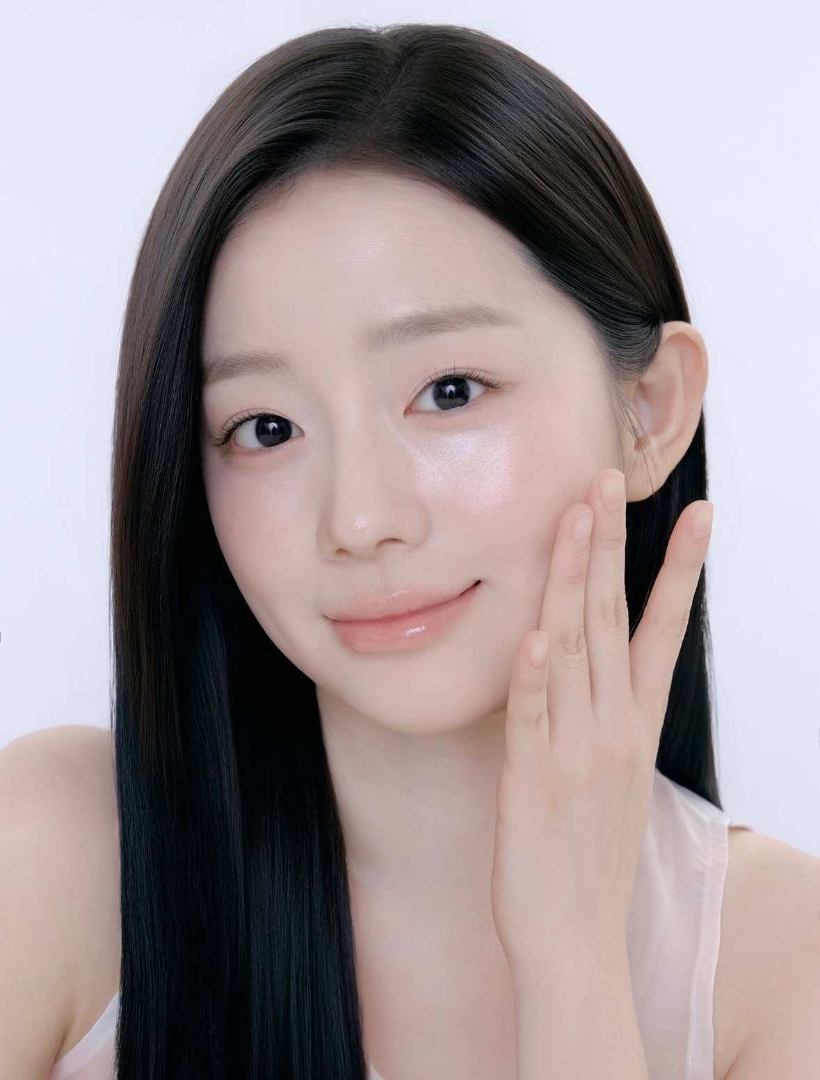 [잡담] 채서안 진짜 맑게 생겼다 | 인스티즈