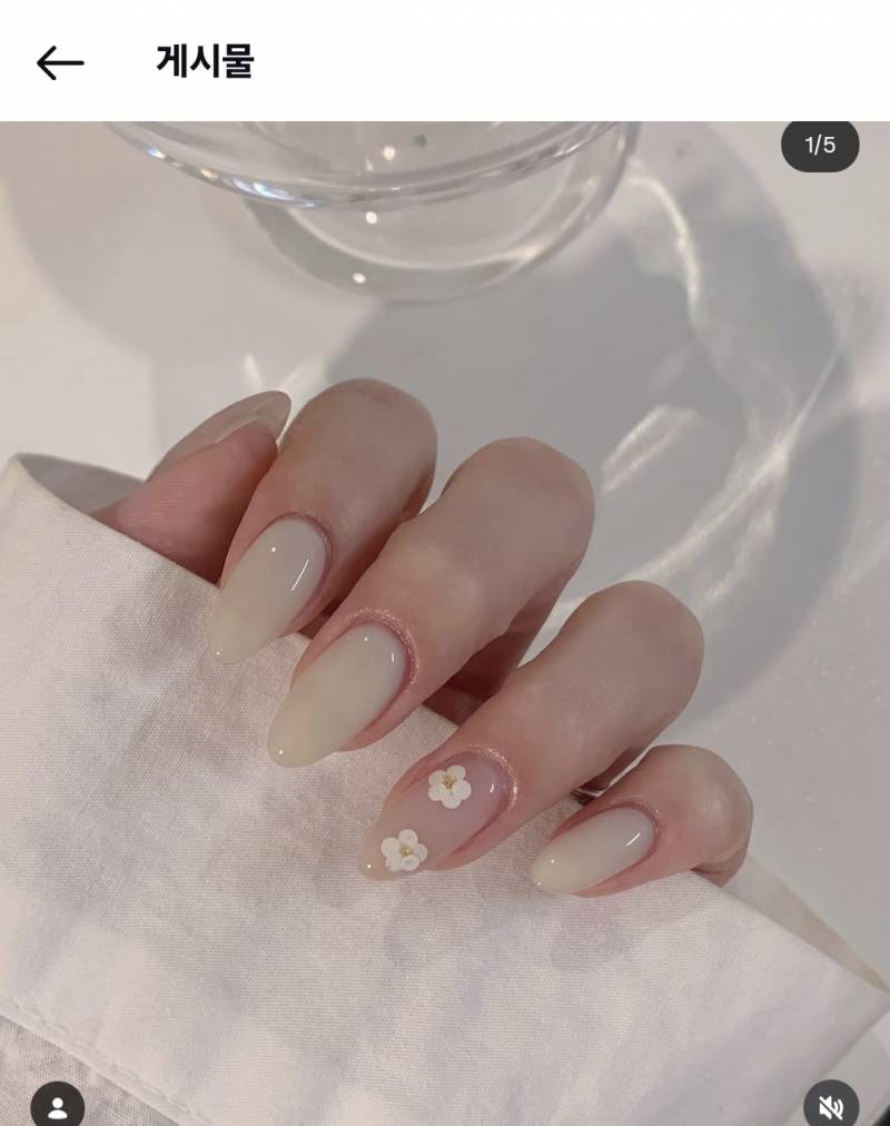 [잡담] 봄맞이 네일 💅 하려는데 골라주라 | 인스티즈