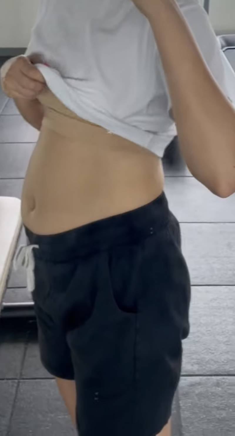 [잡담] 뱃살 엄청 많은거지? | 인스티즈