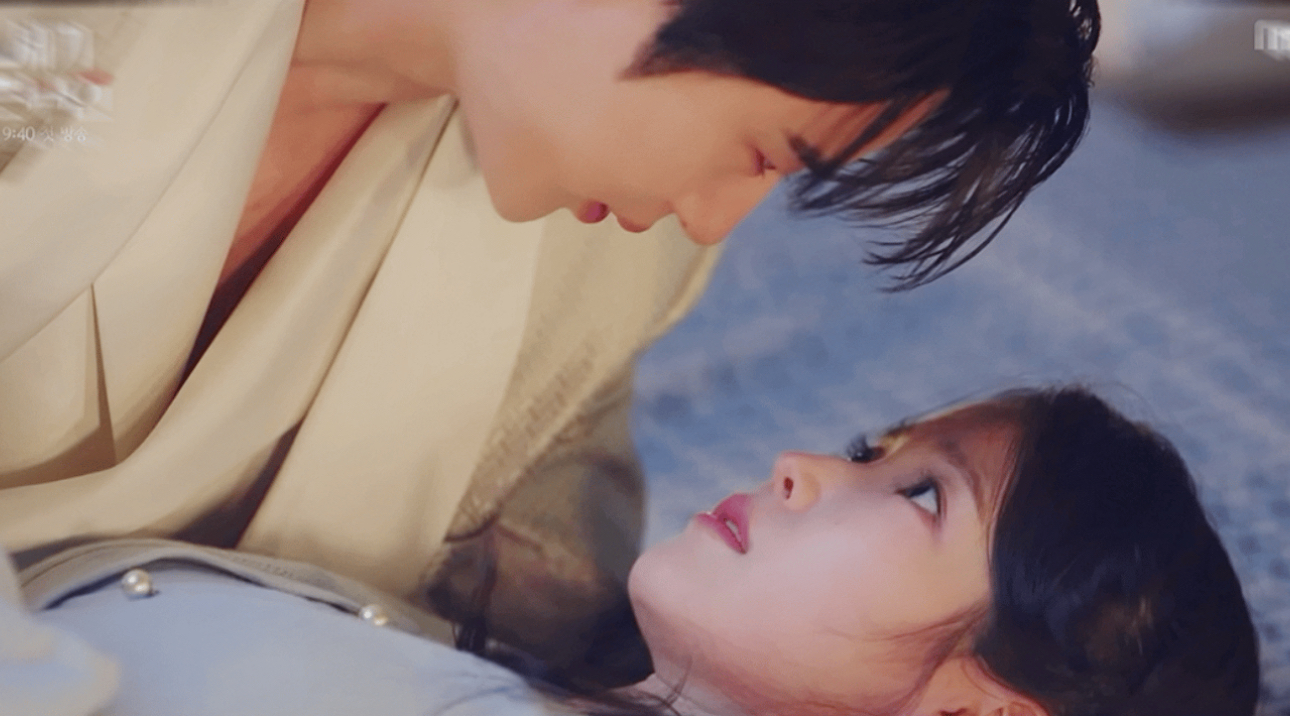 [잡담] 대군부인) 너네 요트위에 침대? 있는 거 알았어? | 인스티즈