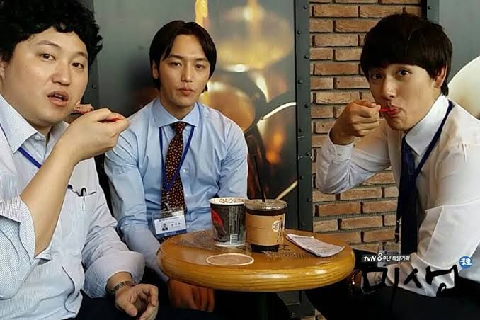 [잡담] 오늘 큰방에 사람 진짜 없넹 | 인스티즈