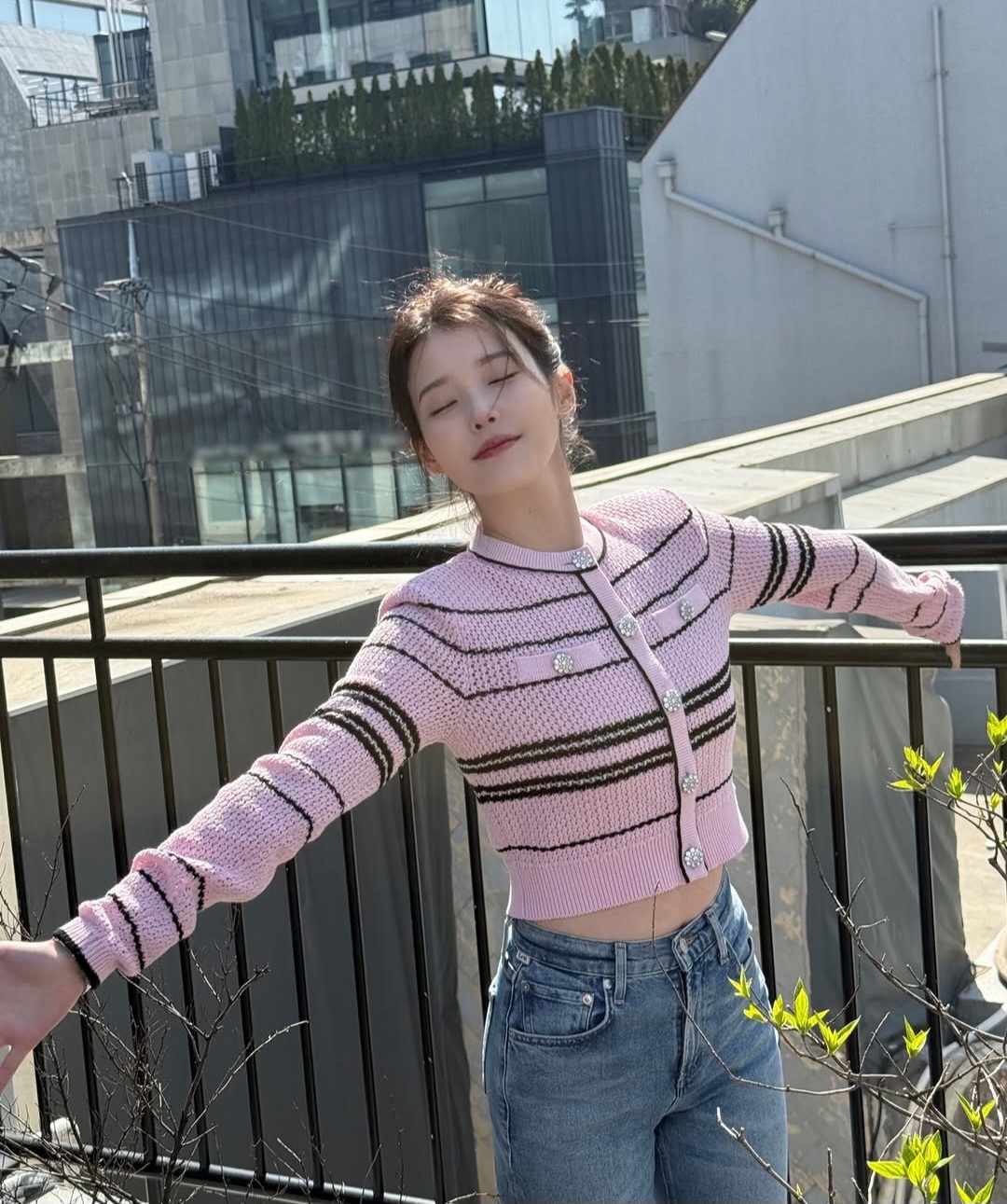 [잡담] 아이유) 260408 아이유 공식 트위터 업뎃 | 인스티즈