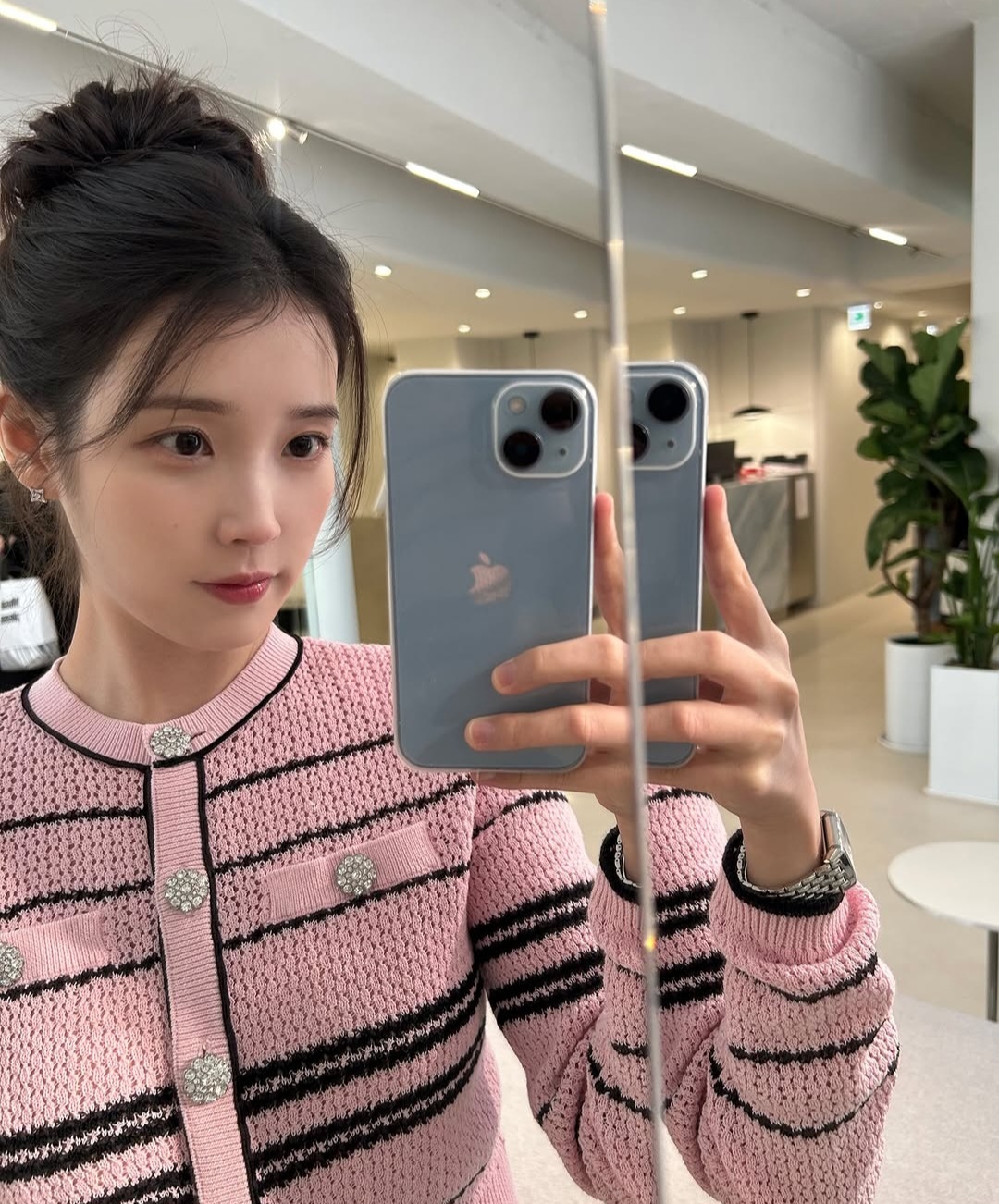 [잡담] 아이유) 260408 아이유 공식 트위터 업뎃 | 인스티즈