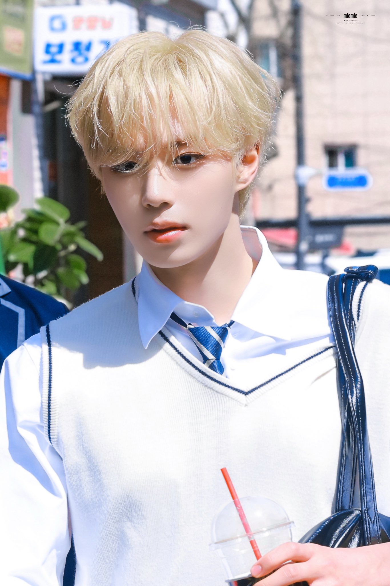 [잡담] 이제 자랑한다 알디원 준서 금발 ㄹㅇ 이쁘고요 | 인스티즈