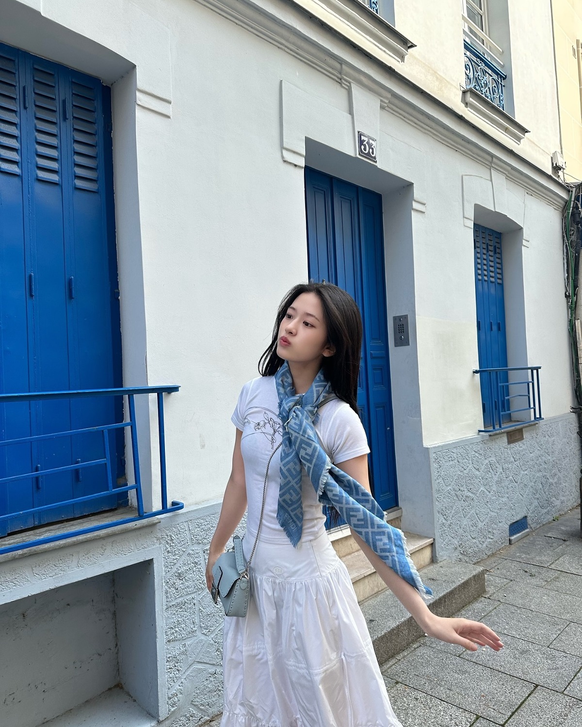 [잡담] 사진에서 사랑이 느껴지는 안유진 가족들이 찍은 안유진 | 인스티즈