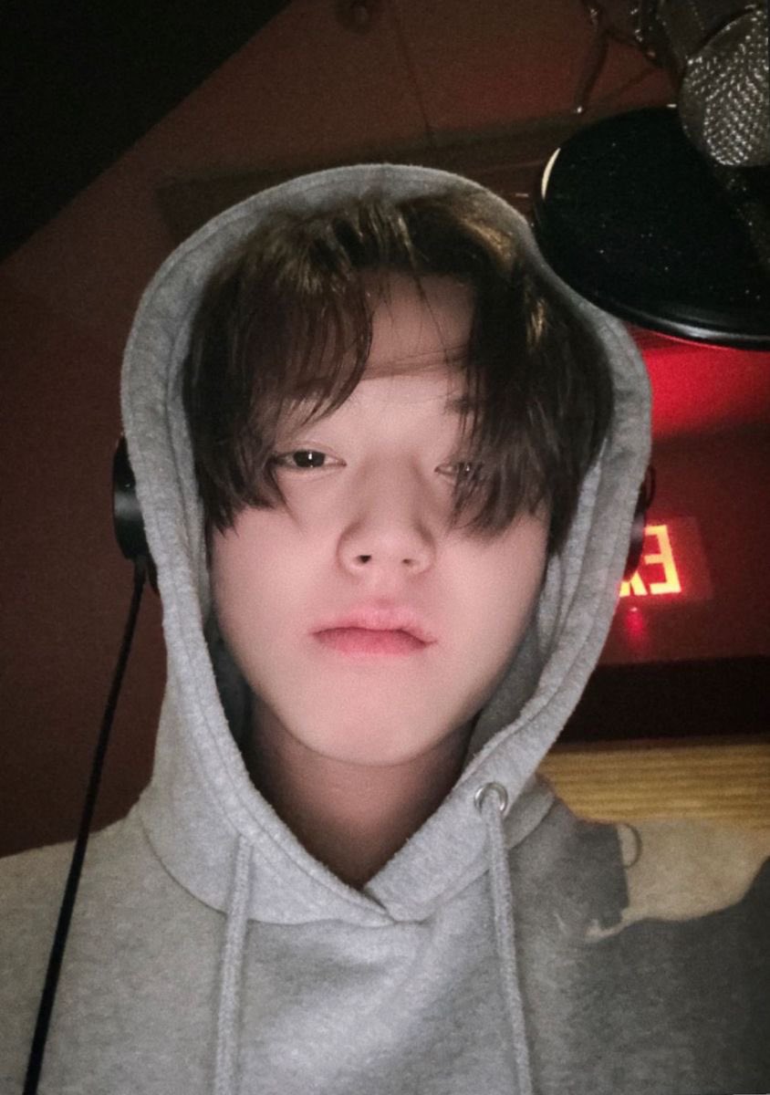 [잡담] 박지훈 진짜 미인은 덜어낼수록 빛난다의 정석인듯 | 인스티즈