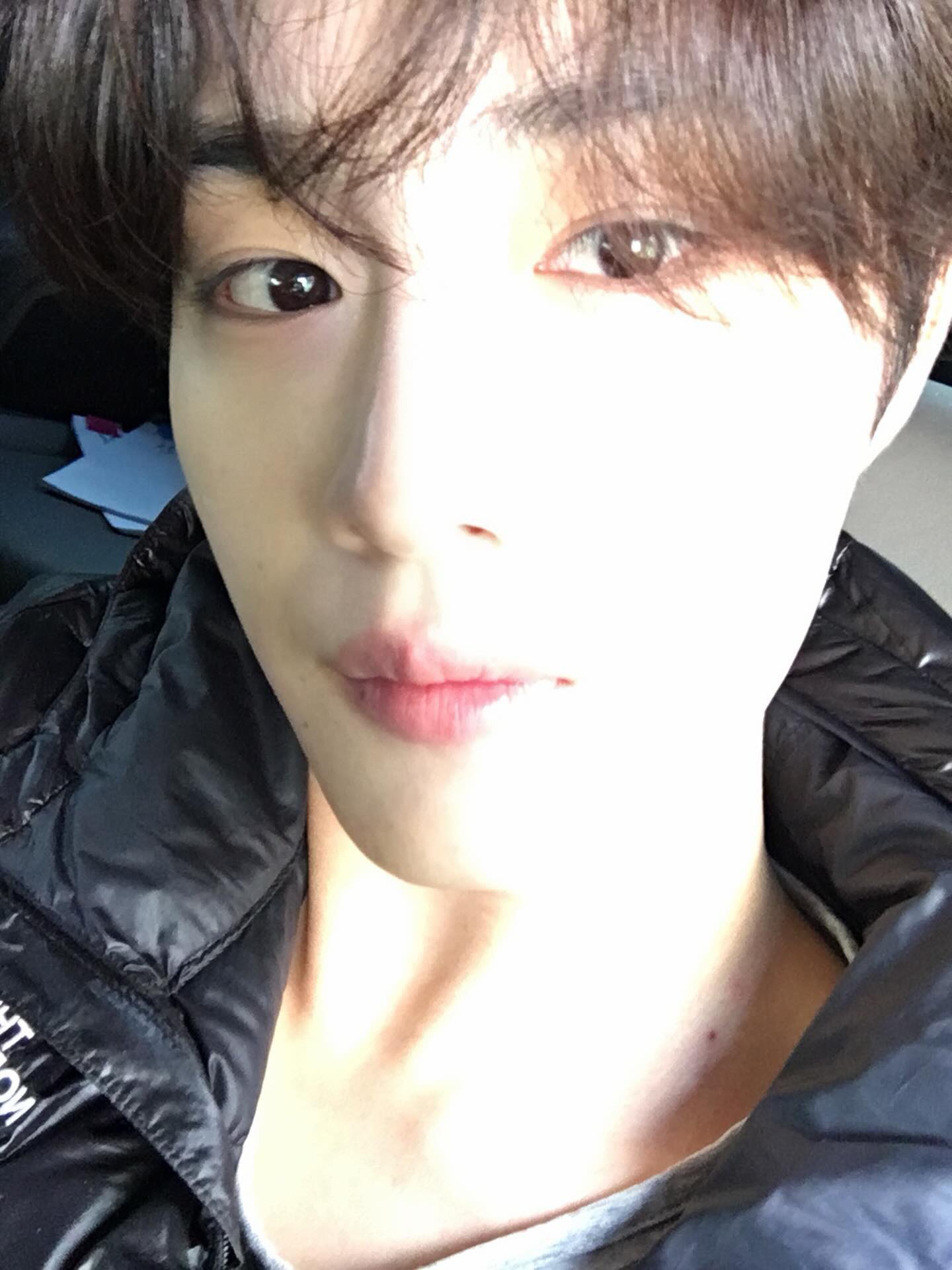 [잡담] 와 이거 진짜 레전드 셀카다 | 인스티즈