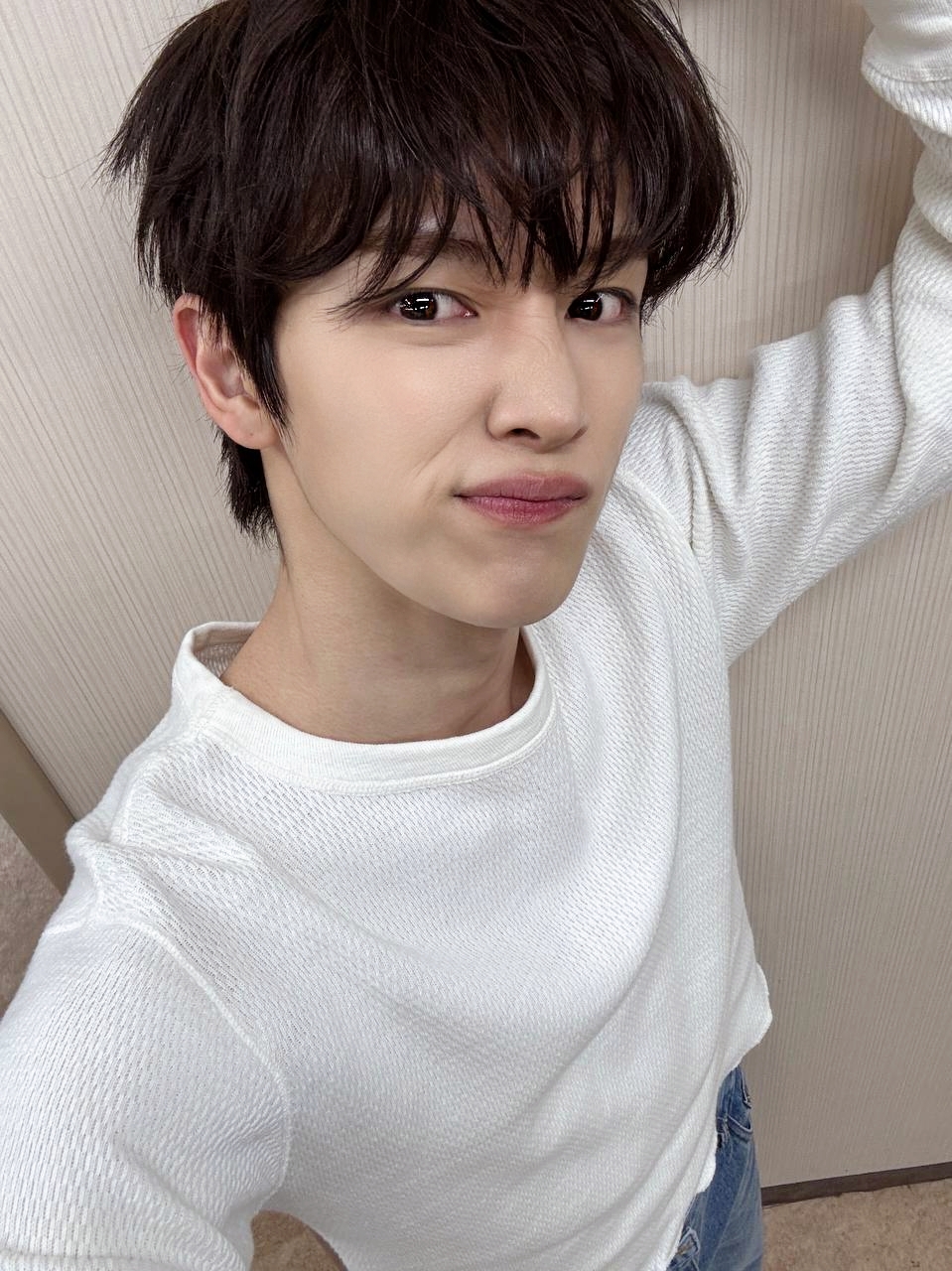 [잡담] 예랑이 너무 잘생겨따 | 인스티즈