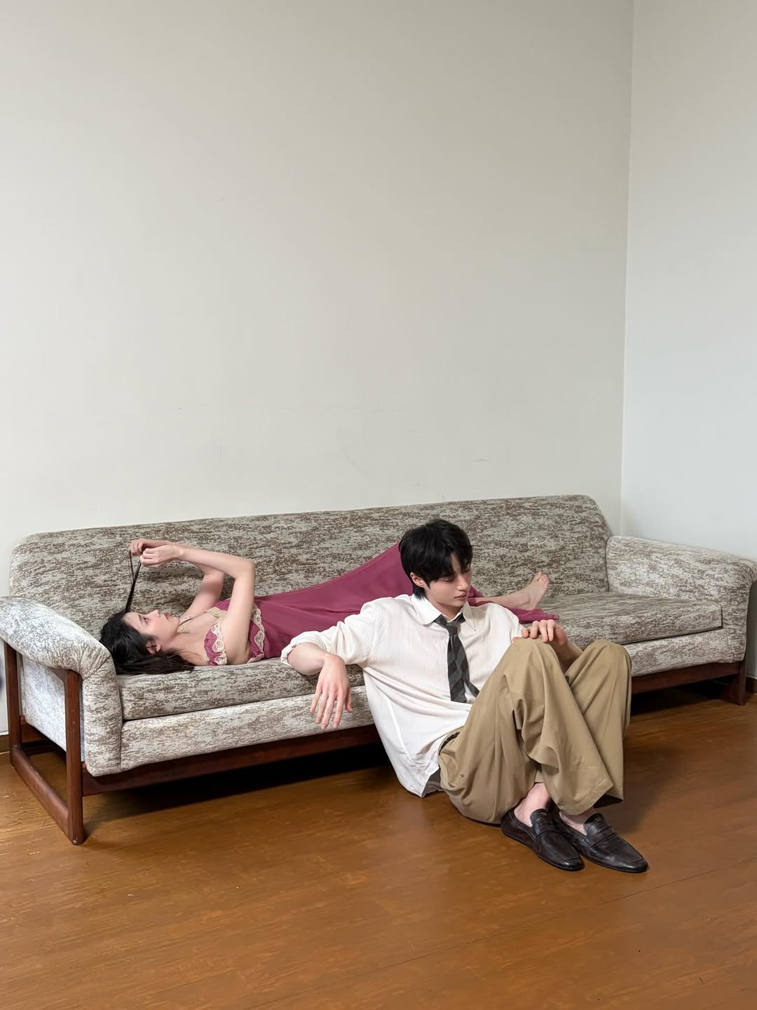 [잡담] 대군부인) 아이유 이옆에 변우석있었다는거네 ㅋㅋ | 인스티즈