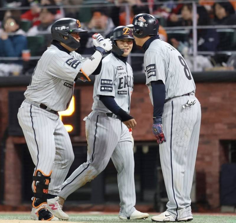 [잡담] 쓰리 돼지 | 인스티즈