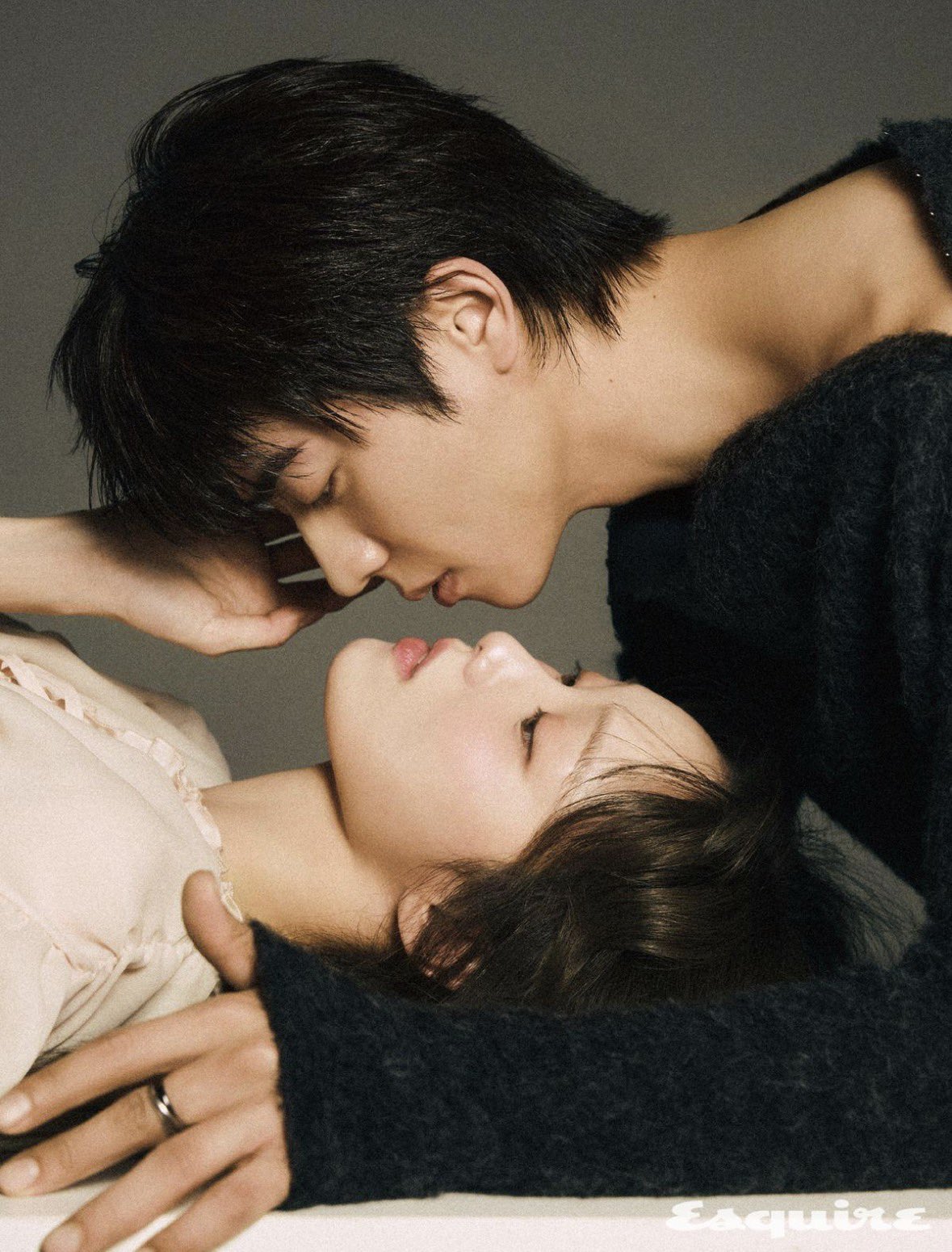 [잡담] 와 채종협 이성경 커플화보 뭐임 | 인스티즈