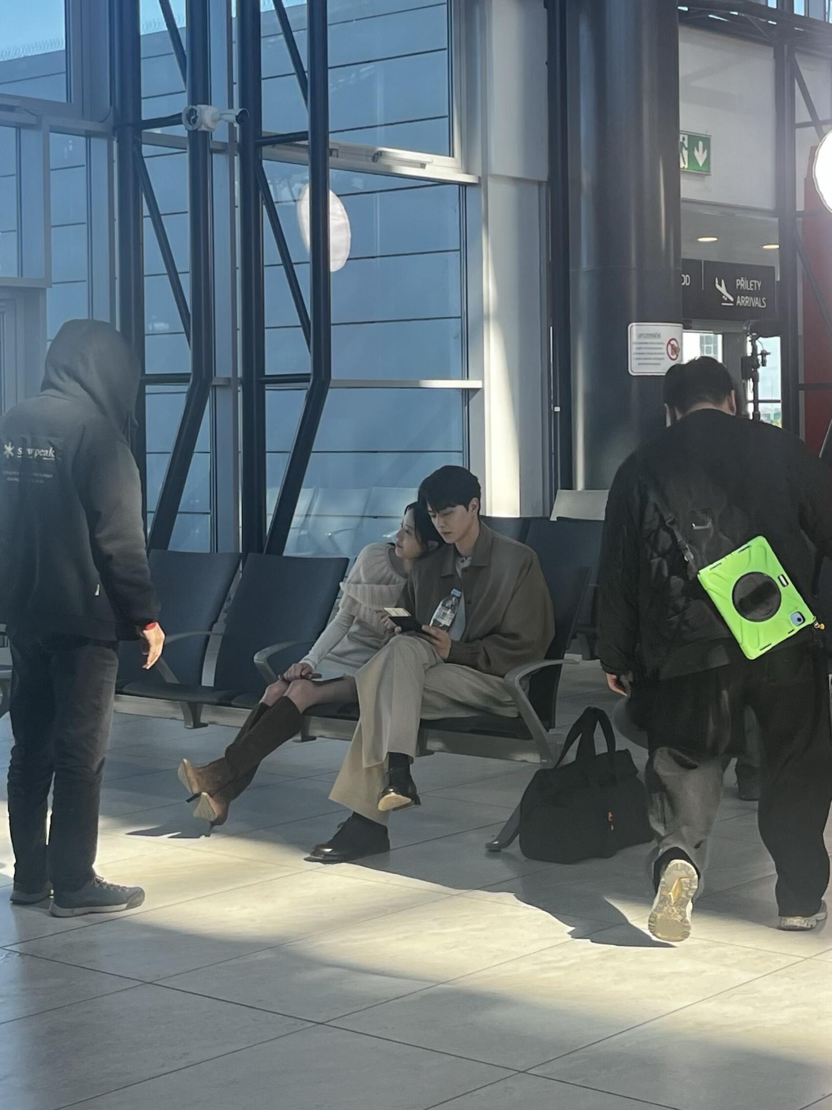 [잡담] 헐 포핸즈 송강 장규리 목격담 떳다 ㅅㅍㅈㅇ | 인스티즈