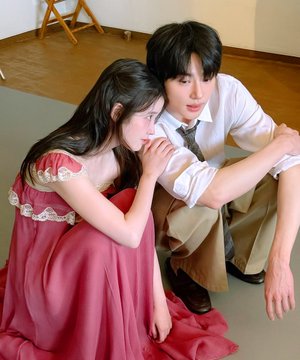 [잡담] 대군부인) 아이유 변우석 서로 투샷 인스타올려준사진 | 인스티즈