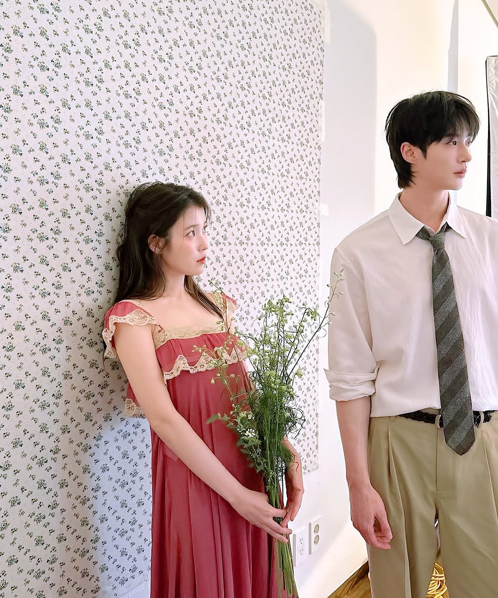 [잡담] 대군부인) 아이유 변우석 서로 투샷 인스타올려준사진 | 인스티즈