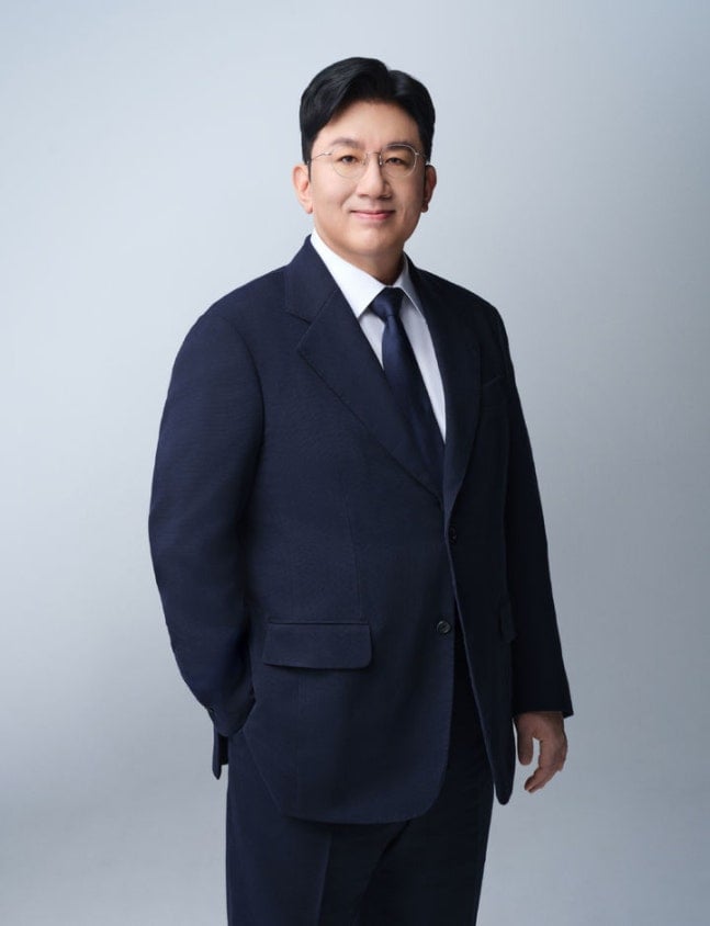 [정보/소식] 방시혁 "방탄소년단, 팬덤 넘어 전 세계가 찾는 하나의 목적지 돼" | 인스티즈