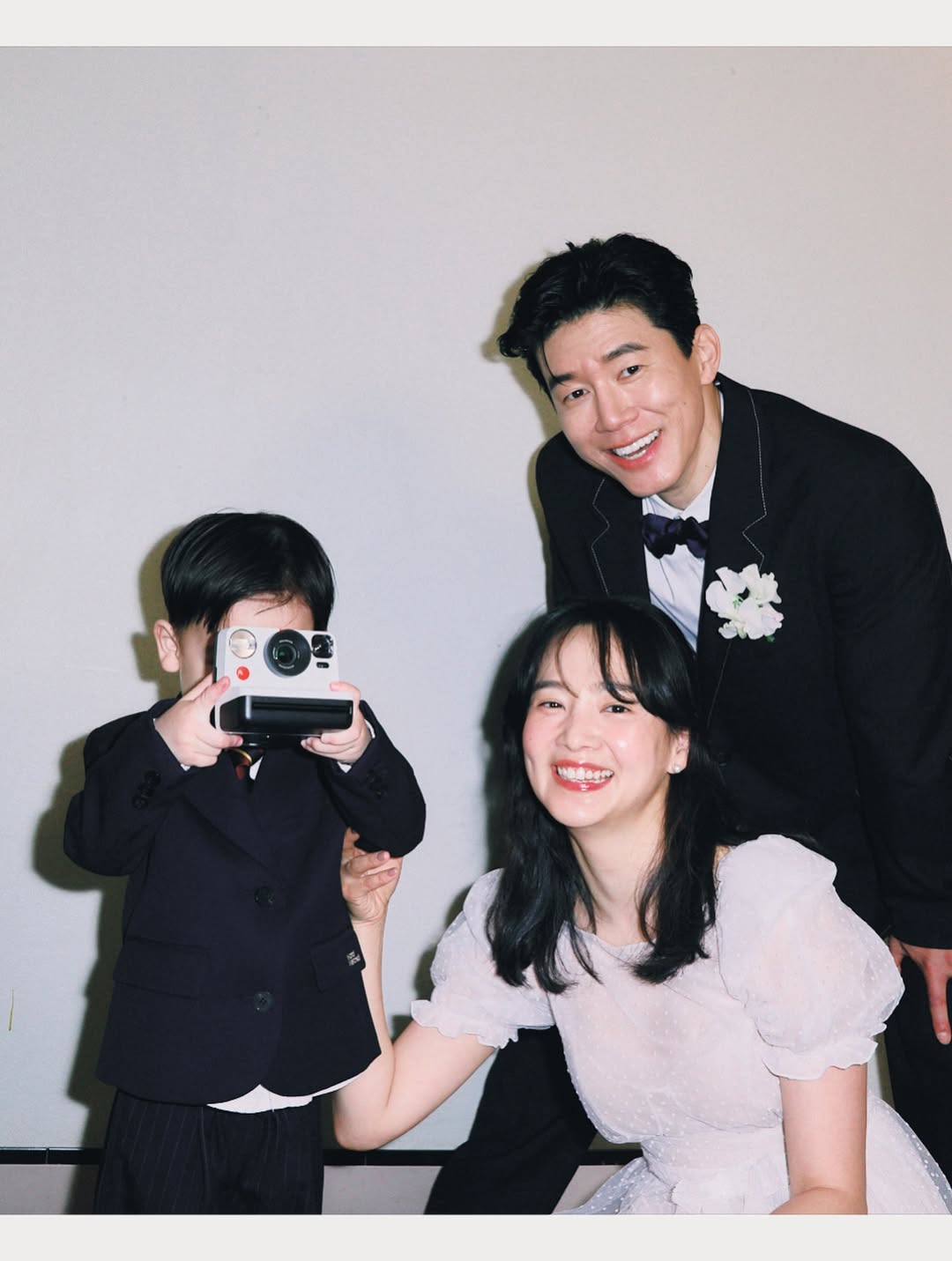 [잡담] 윤승아 김무열 결혼 11주년 기념 가족 사진 | 인스티즈