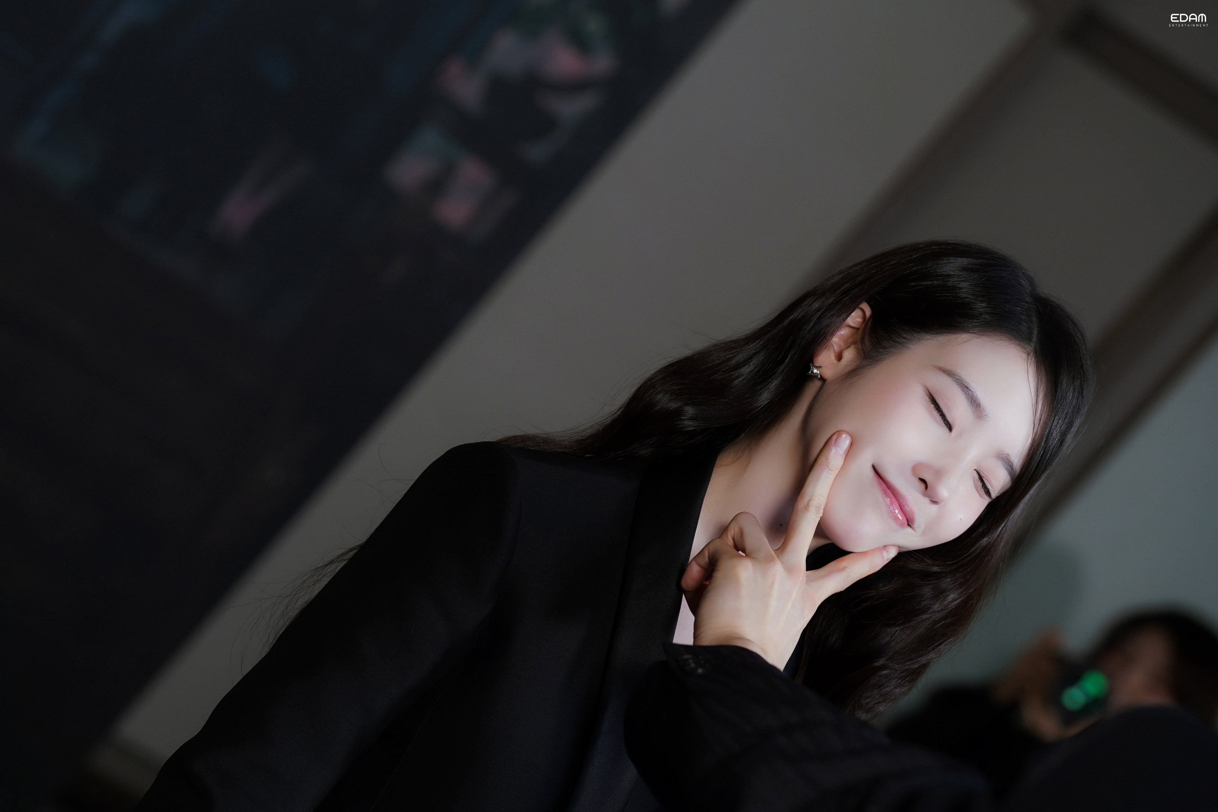 [잡담] 아이유) 아이유 대군부인 제작발표회 소속사 포스트 | 인스티즈