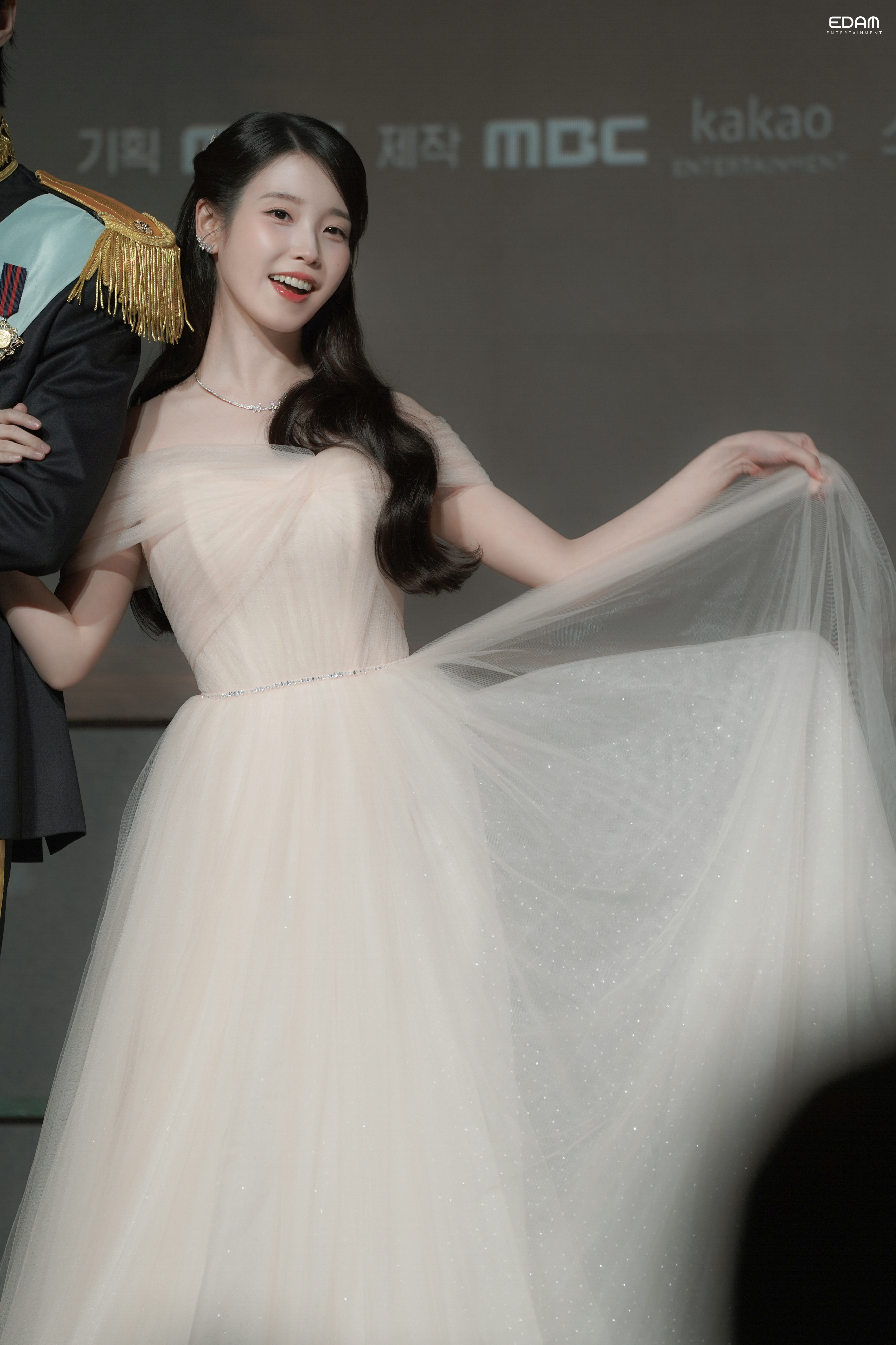 [잡담] 아이유) 아이유 대군부인 제작발표회 소속사 포스트 | 인스티즈