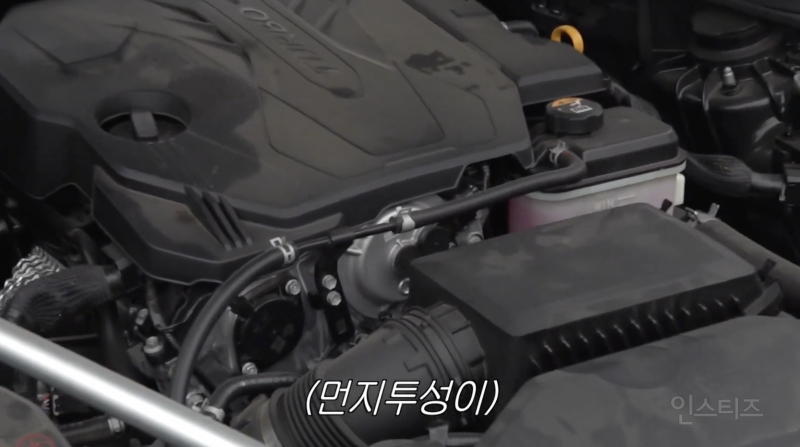 최초로 자차 공개한 이창섭 육성재 | 인스티즈