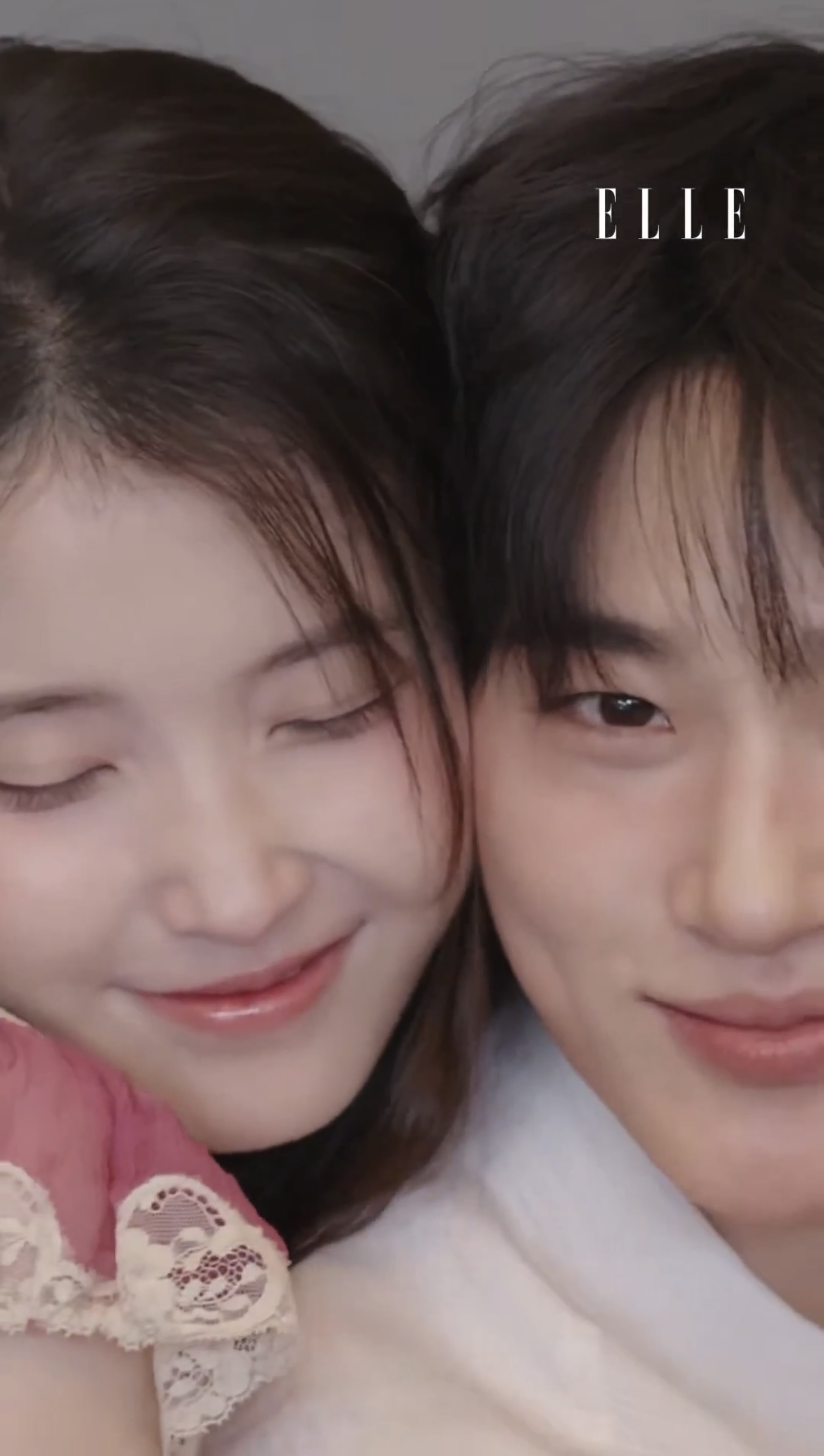 [잡담] 얘들아 아이유 변우석 좀 봐.. 미친거야 | 인스티즈