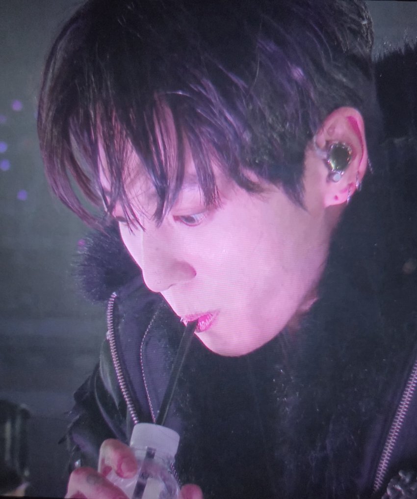 [잡담] 방탄 온콘 즈화질을 뜷고 존잘 정국이 | 인스티즈